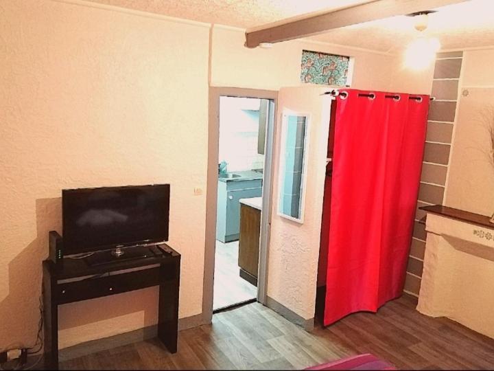 Appartement T1 Bis Quartier Du Chateau De Pau Buitenkant foto