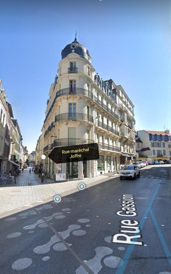 Appartement T1 Bis Quartier Du Chateau De Pau Buitenkant foto