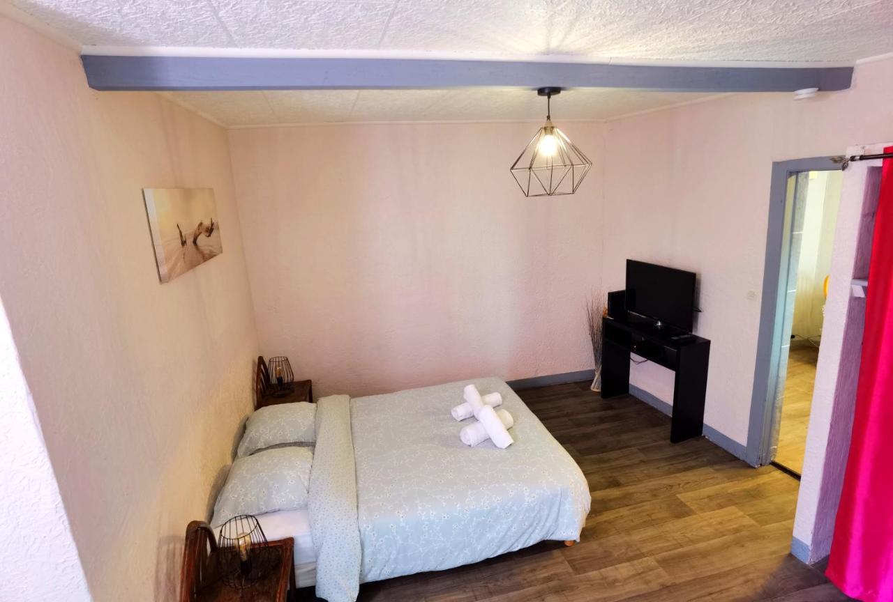 Appartement T1 Bis Quartier Du Chateau De Pau Buitenkant foto